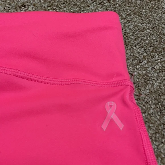 Under Armour Heat Gear Large Breast Cancer Compression Capri Leggings Pink - Picture 8 of 10